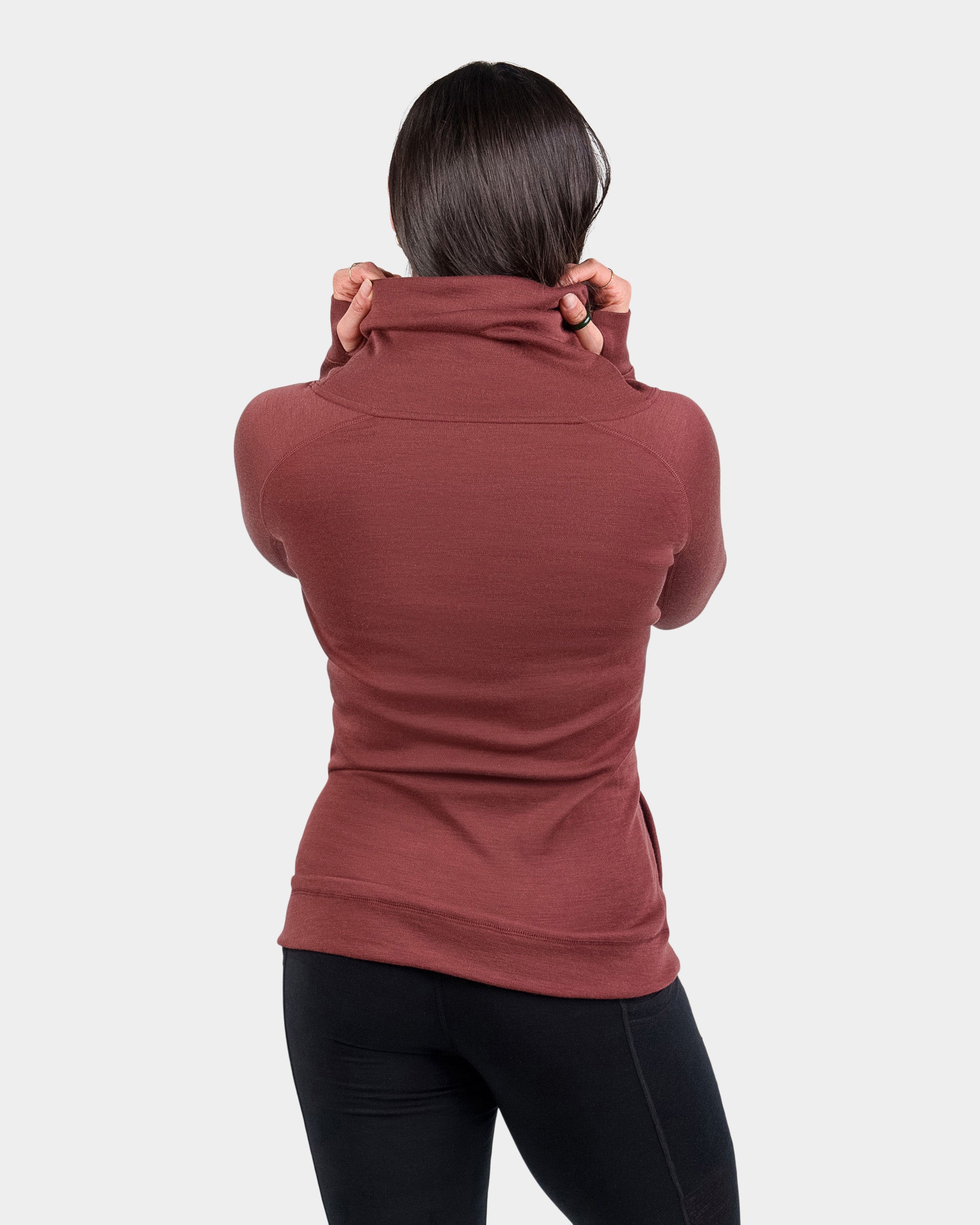 https://www.woolly.clothing/cdn/shop/files/studio-2023-w-proknit-pullover-cowlneck-merlot-back-kia-1.jpg?v=1707165068